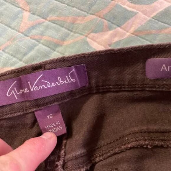 Gloria Vanderbilt Brown Jeans - Picture 10 of 10